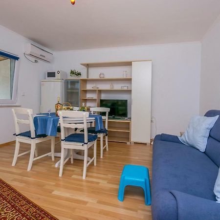 Apartment Pava 罗戈兹尼察 外观 照片