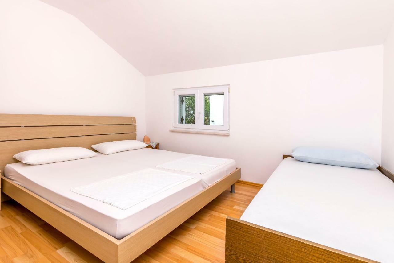 Apartment Pava 罗戈兹尼察 外观 照片